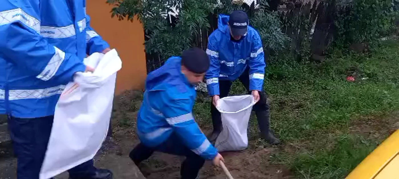 Captură video intervenție jandarmi