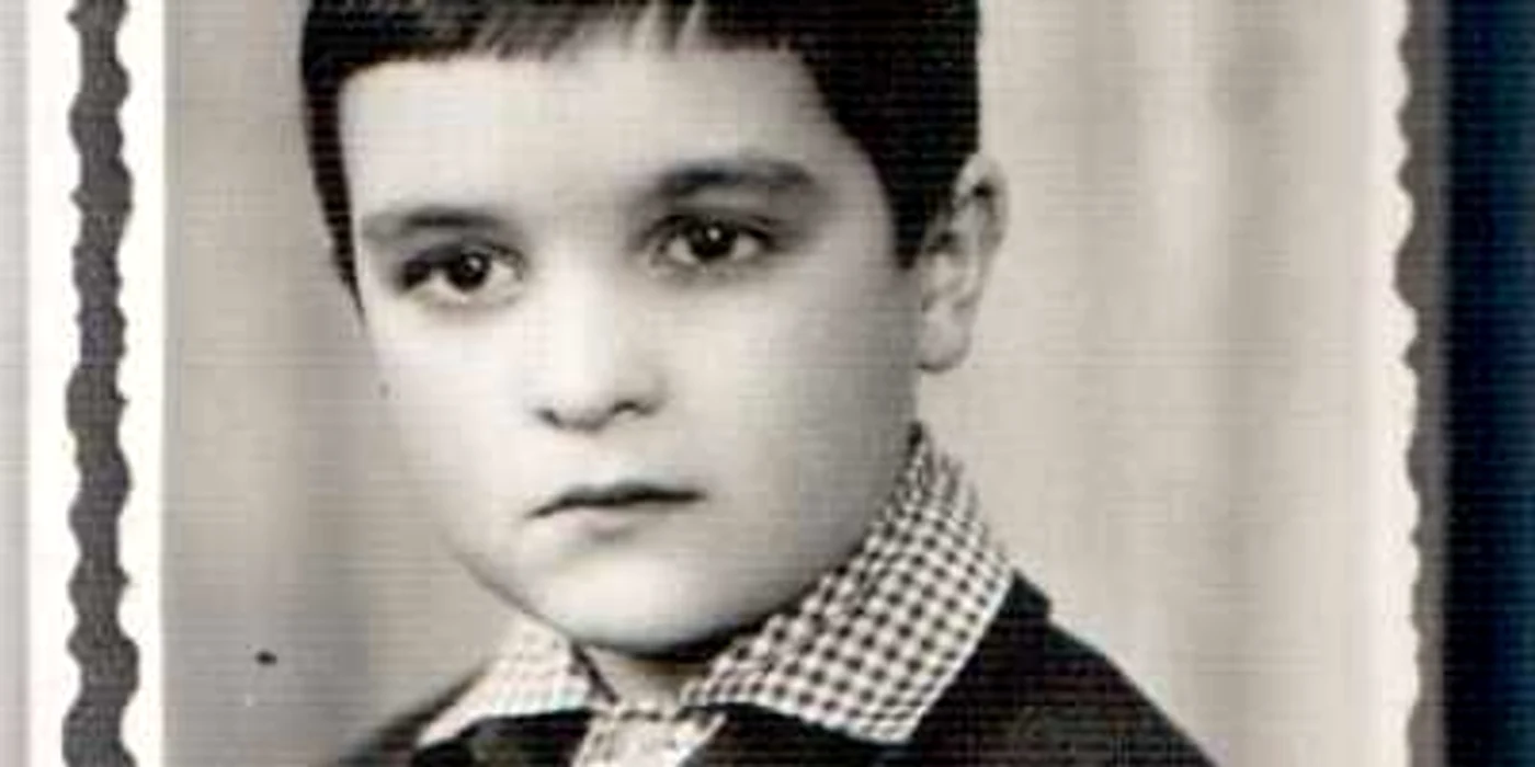Ovidiu Nahoi: Prima mea zi de şcoală: „Noi, copiii Fabricii de zahăr”