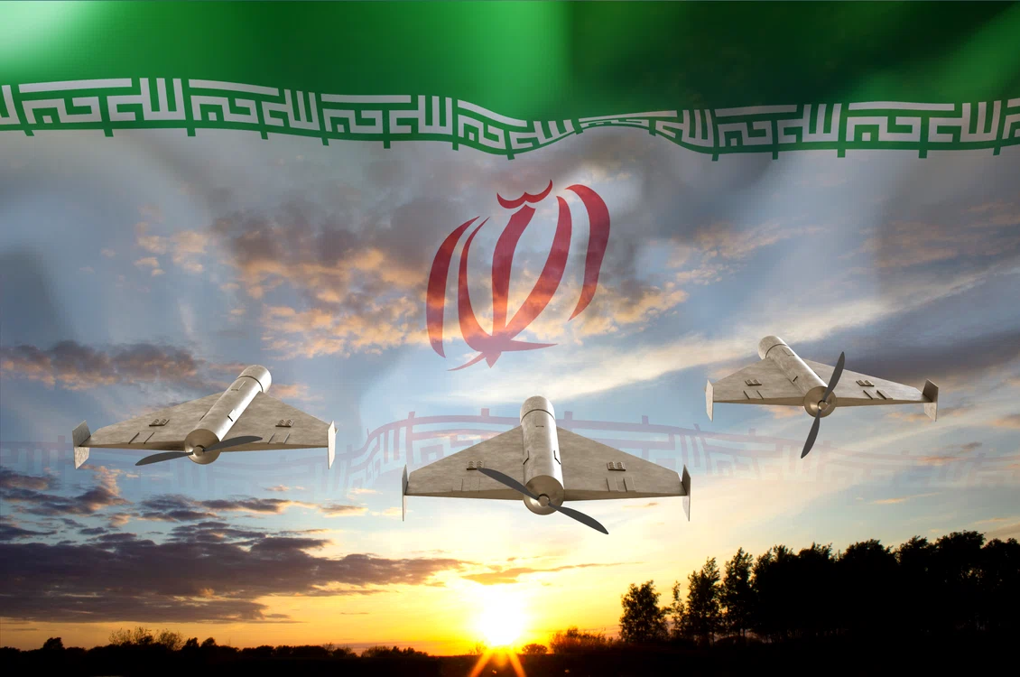 Iranul a lansat valuri de atacuri cu drone și rachete asupra bazelor SUA FOTO shutterstock