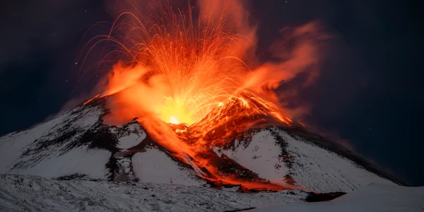 Vulcanul Etna erupe 25 noiembrie 2023 profimedia 0824150418 jpg