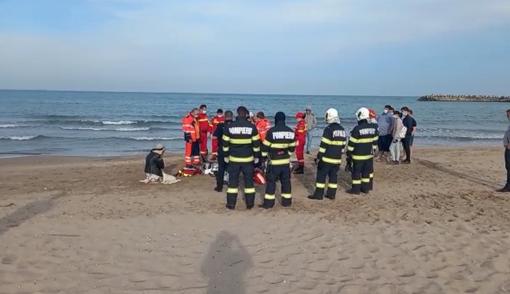  Un tânăr de 23 de ani a murit înecat, în zona La Steaguri din Staţiunea Neptun
