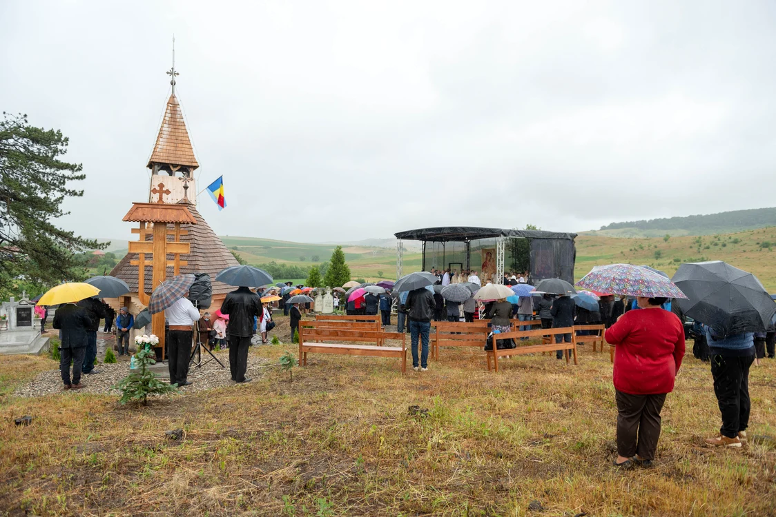 
    Trebuie să existe o suprafaţă de minimum 2 metri pătraţi pentru fiecare persoană şi o distanţă de minimum 2 metri între persoanefoto: Inquam Photos  