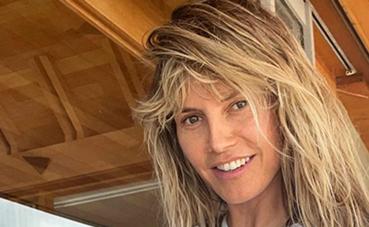 
    Heidi, trup şi suflet alături de naţionala ţării saleFoto: Instagram  