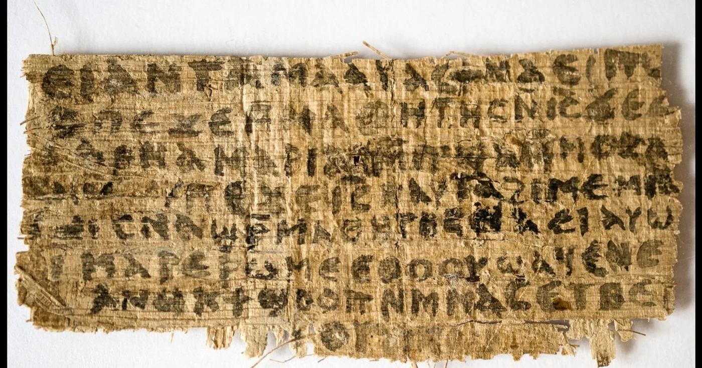 Un fragment dintr-un papirus vechi face referire la posibila soţie a lui Iisus FOTO: Reuters