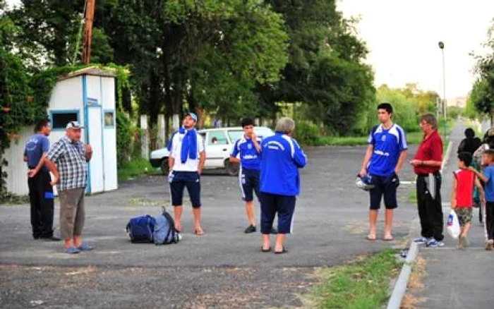 Craiova: Fotbaliştii Universităţii au revenit acasă (GALERIE FOTO)