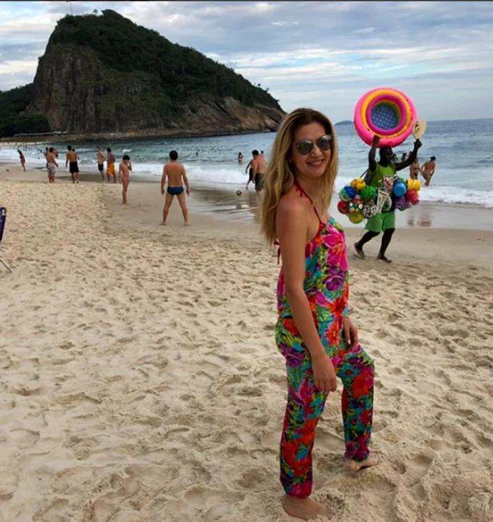 Amalia Enache png