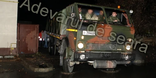 Convoiul militar va ajunge la Craiova Foto: Stelian Grăjdan 