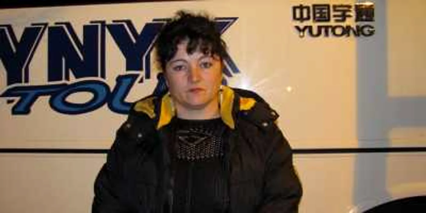 Angela Păsărin a plecat, azi-noapte cu autocarul, să protesteze pe străzile capitalei, alături de sindicaliştii gorjeni