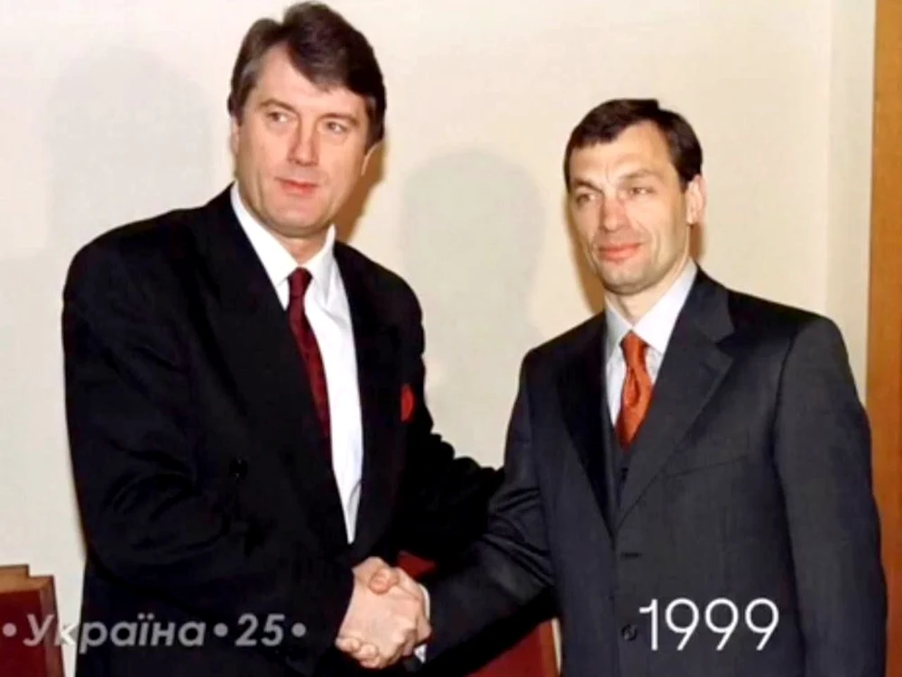 Fostul președinte ucrainean alături de Viktor Orban FOTO: Facebook/ Victor Iuscenko