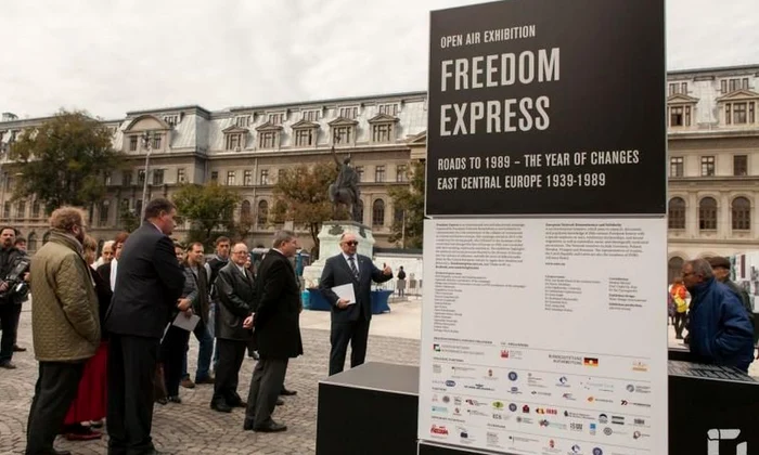 Expoziția „Drumuri spre 1989  Europa Centrală și de Est 1939 89” jpeg