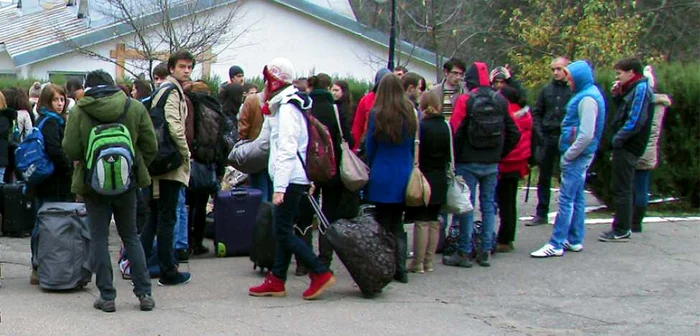 Colegilor Andreei nici acum nu le vine să creadă ce s-a întâmplat                                FOTO: Iulian Bunilă