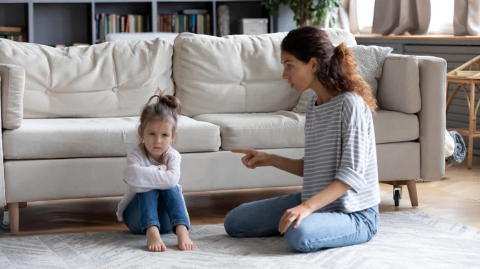 Abordarea negativă a părinților nu face decât rău copilului FOTO Shutterstock