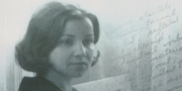 Constanţa Buzea tănără, pe copera cărţii autobiografice