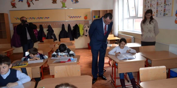 ministru 12