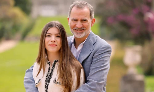 Infanta Sofia si Regele Felipe   Casa Majestatii Sale jpg