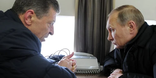 Dmitri Kozak si Vladimir Putin FOTO EPA-EFE