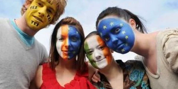 S-au deschis birourile de vot pentru referendumul din Irlanda