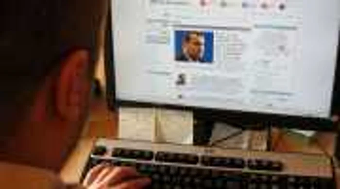 Primarul citeste toate sesizările de pe site