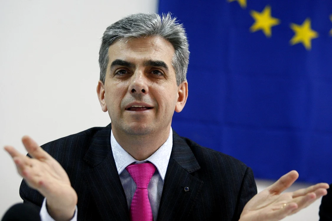 Nicolăescu vrea ca o parte din contribuţia RCA să meargă către sistemul de sănătate FOTO Adevărul