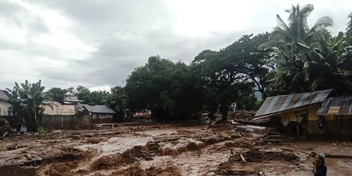 inundatii alunecari teren indonezia 4 aprilie 2021 foto epa efe