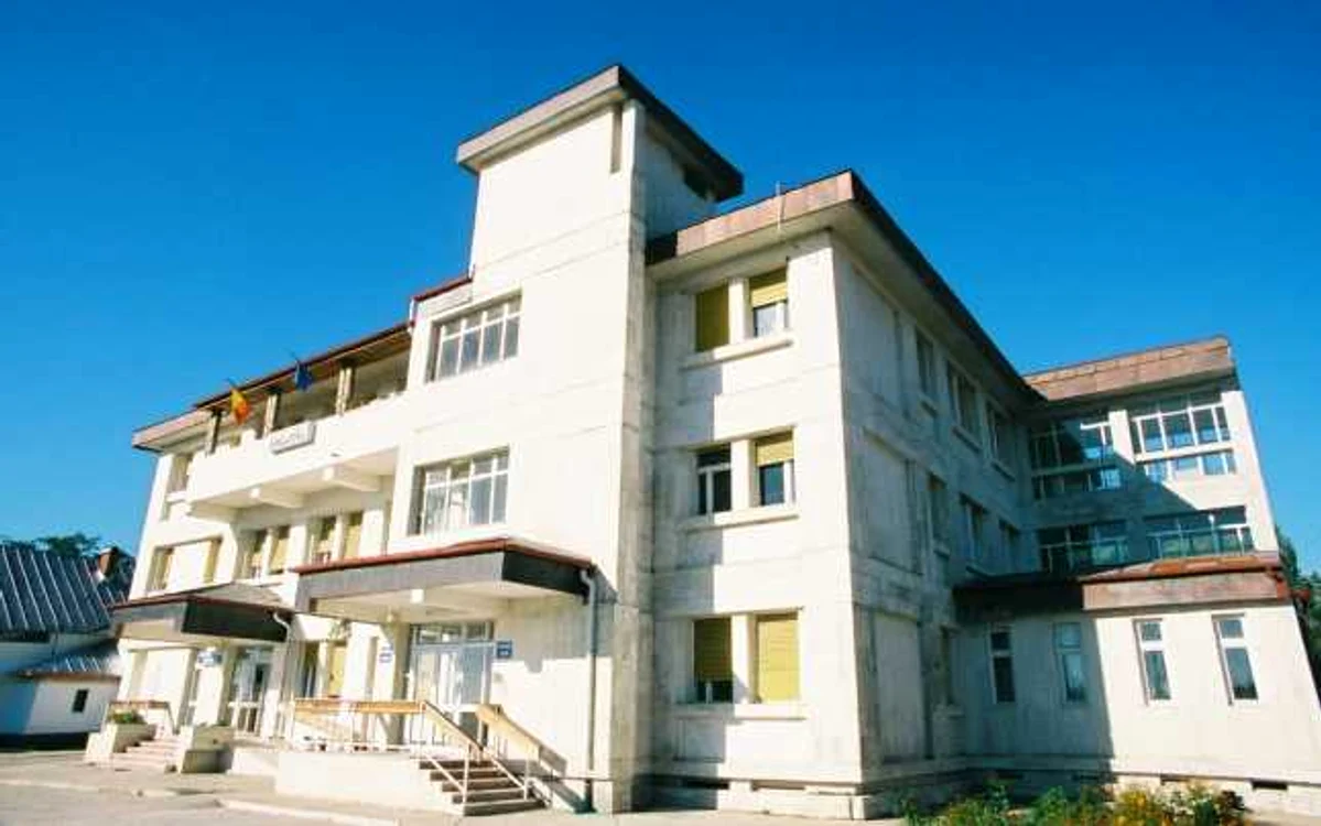 Majoritatea medicilor de la Spitalul din Târgu Cărbuneşti sunt tineri