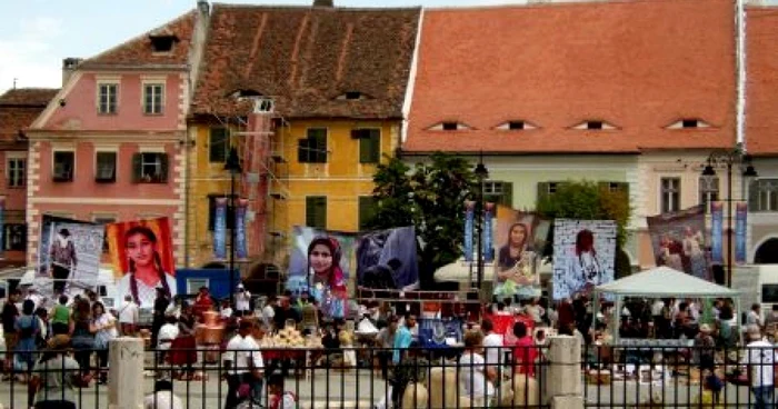 Craiova: Norvegianul care i-a vorbit lui Băsescu despre rasism a ajuns în Sibiu