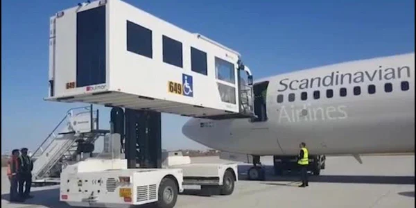 5bc605e6df52022f759152ea jpg