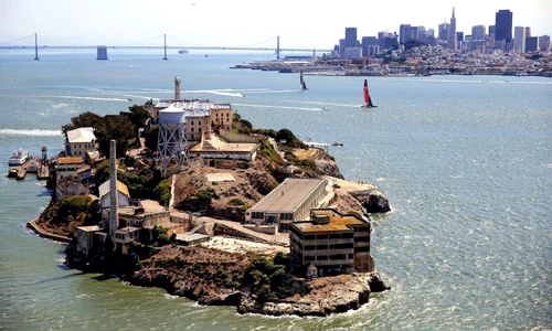 2 inchisoarea alcatraz jpg jpeg