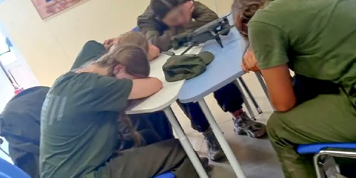 copii ucraineni rapiti si dusi in tabere cu specific militar din rusia foto X jpg
