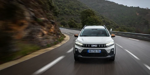 Dacia Jogger Hybrid 155 Adevarul jpg