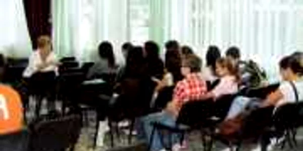 Carantina pentru gripa porcină, ignorată la liceu