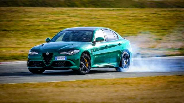 alfa romeo quadrifoglio