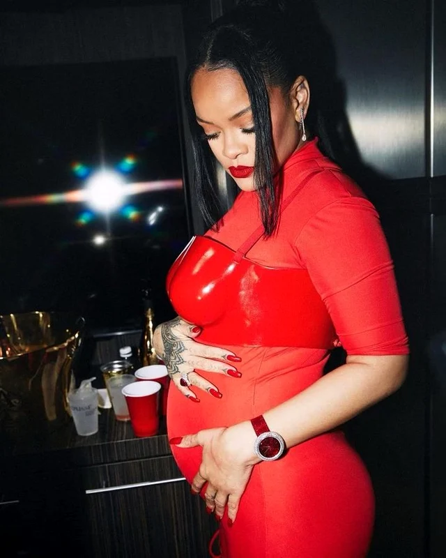 Rihanna, însărcinată a doua oară