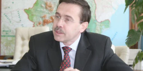 Guvernul visează  cai verzi pe pereţi