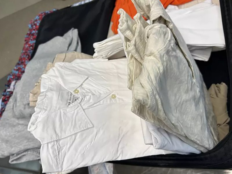 Un călător a fost prins în aeroport cu un kilogram de amfetamină. Modul inventiv în care a încercat să o transporte