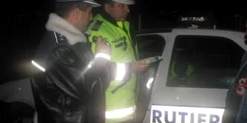 Şapte şoferi au rămas fără permis de conducere, iar trei s-au ales şi cu dosare penale