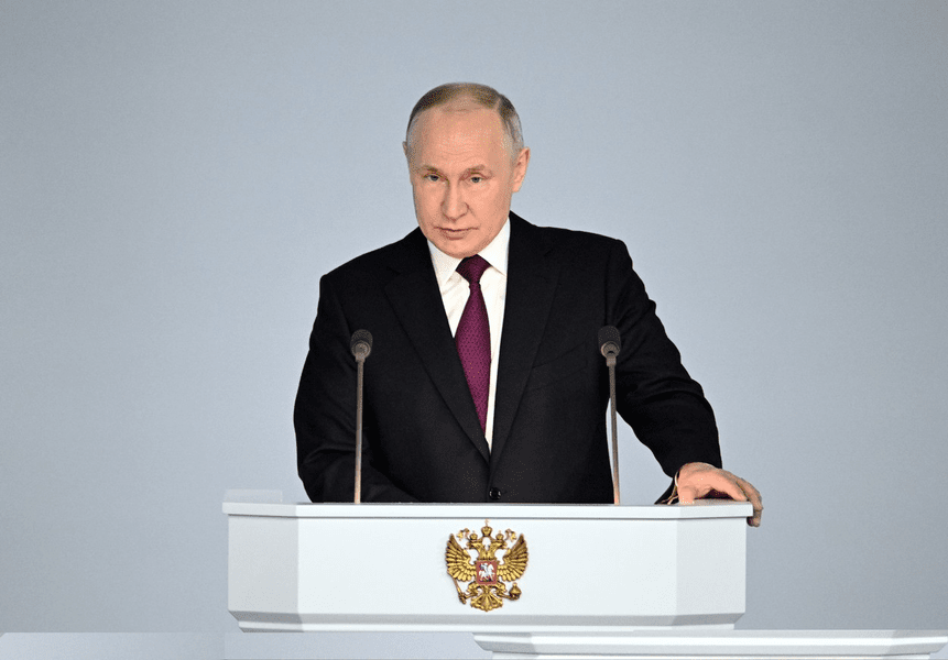 Putin suspendă participarea Rusiei la ultimul mare tratat de dezarmare nucleară
