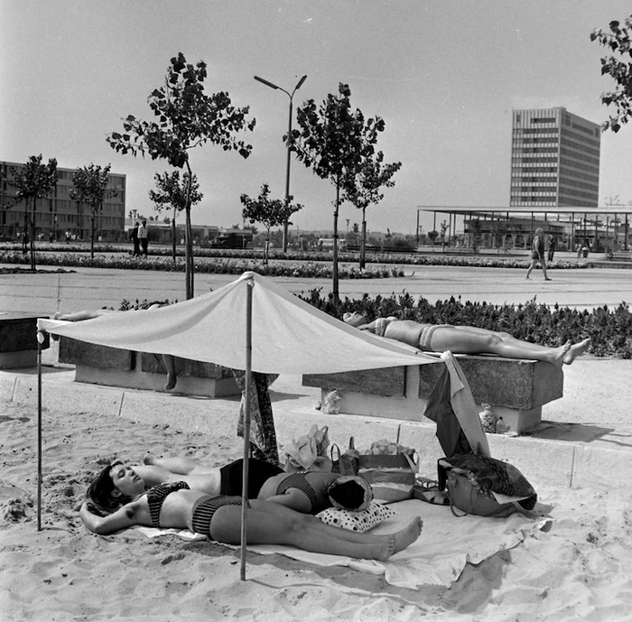 Hotelul Perla, în colțul din dreapta, când Mamaia era în curs de dezvoltare. FOTO: Fortepan