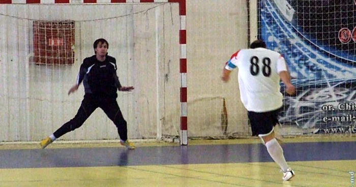 SPORTS.MD Lexmax (în alb) a jucat cu JLC și în sezonul precedent