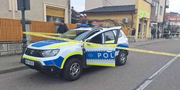Echipaj de poliție la locul incidentului din Mehedinti png Foto actualmehedinti.ro