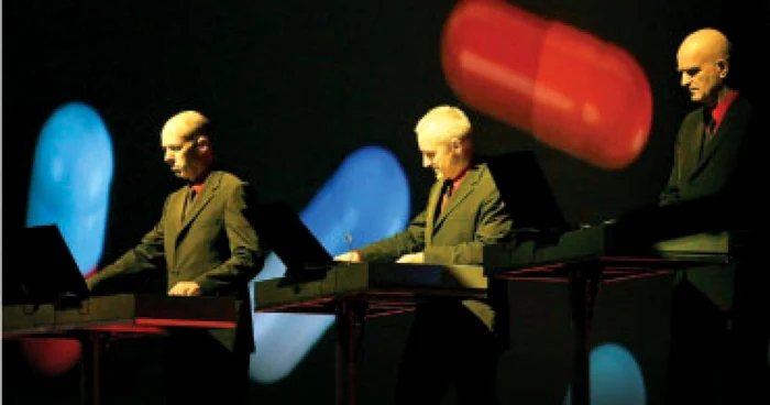 „Beatleşii electronici”, la Bucureşti
