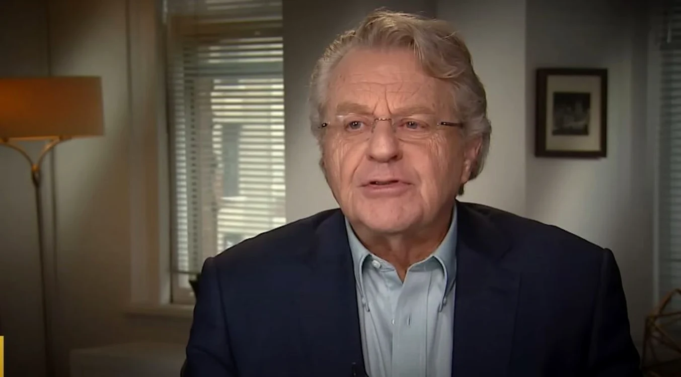 Prezentatorul TV Jerry Springer, într-un interviu pe YouTube