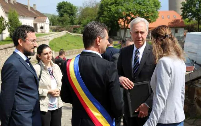 Ambasadorul SUA vine la Oituz să onoreze memoria eroilor români căzuţi în Primul Război Mondial