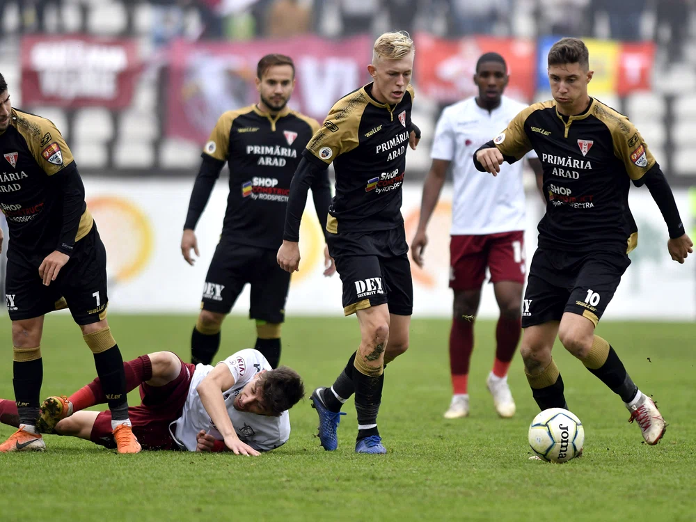 UTA pleacă cu prima șansă la promovareFoto: sportpictures.eu