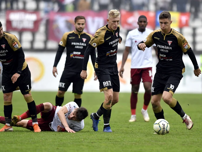 UTA pleacă cu prima șansă la promovareFoto: sportpictures.eu