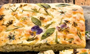 focaccia cu ierburi aromatice jpg