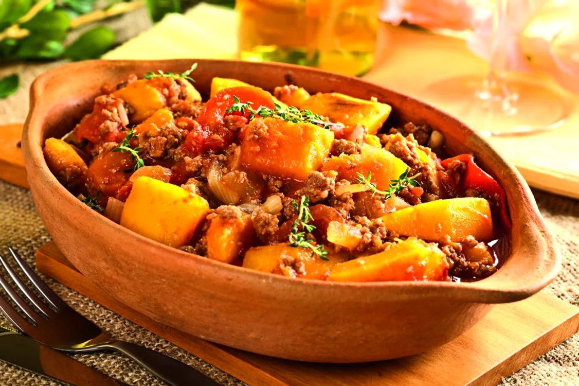 tocana dovleac carne shutterstock 87400322 jpeg