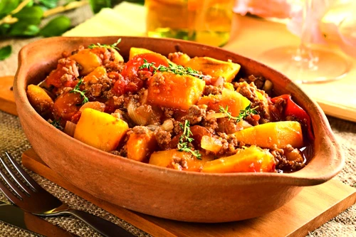 tocana dovleac carne shutterstock 87400322 jpeg