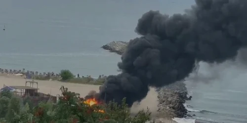 incendiu plaja zoom beach captura video jpg