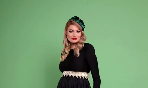 valentina pelinel jpeg